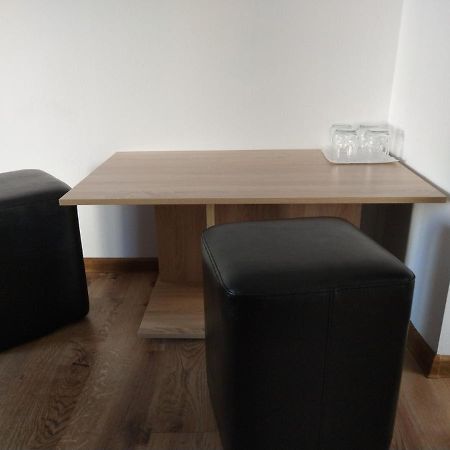 Самостоятелен Етаж От Къща За Гости Haskovo Ngoại thất bức ảnh